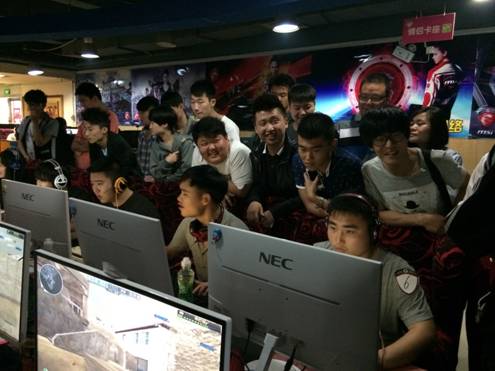 强的拼抢和 强的拼抢和